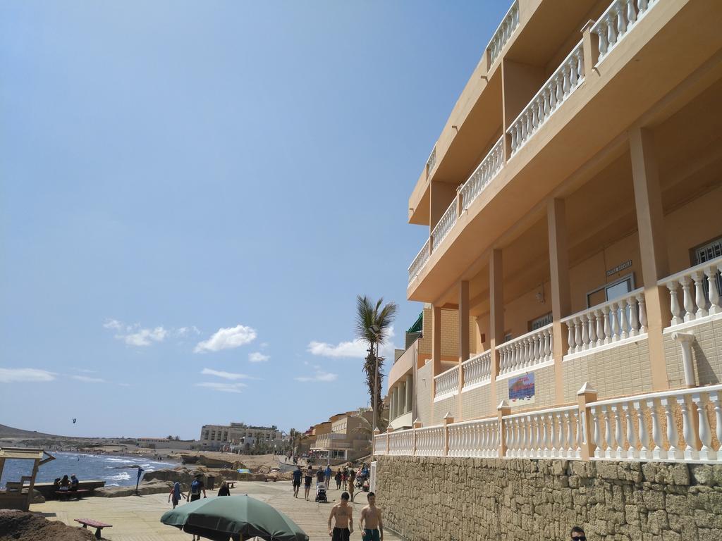 Apartamentos Rocamar El Medano Екстериор снимка
